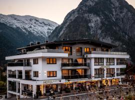 Arthur's Hotel und Apartments am Achensee, hotel v destinaci Maurach