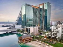 Beach Rotana Residences