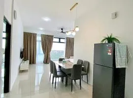 8scape Residensi