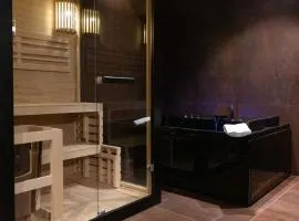 Black Room Suite and SPA