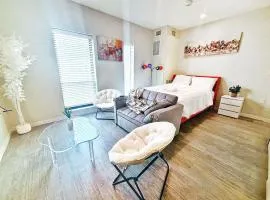 Zesty Orange Abode (438)