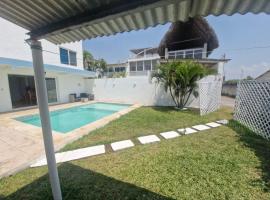 Sol y Arena Casa Iztapa, vila v destinaci El Conacaste