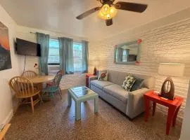 Unit 107 - 1br Unit With Heated Pool And Hot Tub