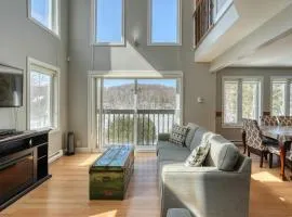 Classic Lakefront Chalet on Lac Lacasse