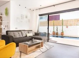 Beach Vibe Villa - Sunny Stay
