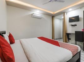 Hotel O Aastha Near Chaudhary Charan Singh International Airport, hotel poblíž Chaudhary Charan Singh International Airport - LKO, 