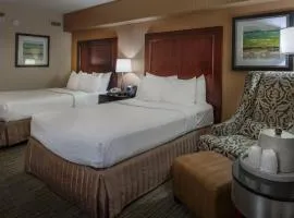 Crowne Plaza Hotel St. Louis Airport by IHG