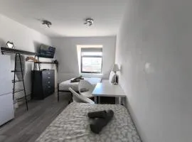 Tooting Broadway Family Suite