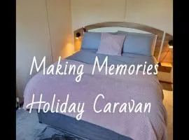 Making Memories Holiday Caravan