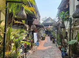 City Backpackers LuangPrabang