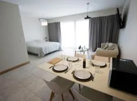 NORDELTA- Departamento con Terraza Privada, Cochera Cubierta, Gym y Piscina