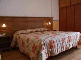 Albergo Ristorante Il Cacciatore, hotel v destinácii San Marcello Pistoiese