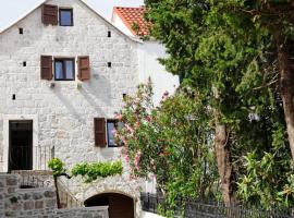 Villa Urska, casa de campo em Bol