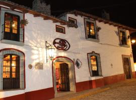 Hotel Casona de Manzano、タパルパのホテル