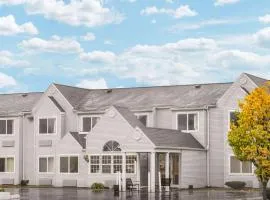 Baymont by Wyndham Henrietta - Rochester