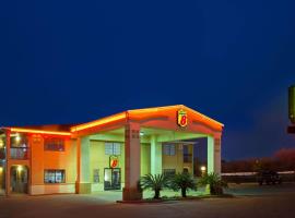 Super 8 by Wyndham San Antonio/Riverwalk Area, hotel v destinácii San Antonio