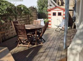 3 pi&egrave;ces avec terrasse arbor&eacute;e