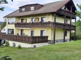 Ferienwohnung Haus Siebenstern, hotel v destinaci Fichtelberg