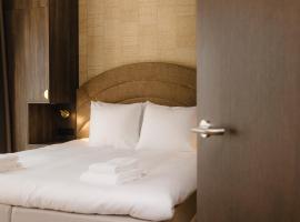 Hotel Philippe Suites I Kloeg Collection、Philippineの自炊式の宿泊施設