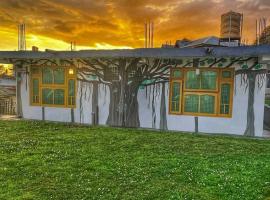 The Founder's Tribe, hotel in Bīr