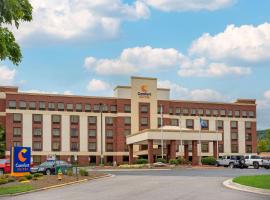 Comfort Suites Outlet Center, hotel poblíž Letiště Asheville Regional - AVL, Asheville