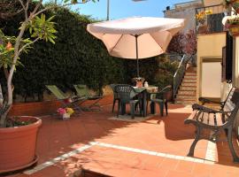 CASA MARTA - Bilocale con dependance annessa, hotel v destinaci Formia