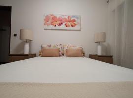 Sol e Praia - Consolação I, hotel en Consolação