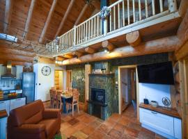 Luxury Log House, hotell sihtkohas Globoko