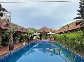 Hello Kampot Resort