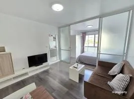 Luminous Condo in Kathu