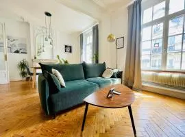 Le 52 - Appartement haut de gamme plein centre Lille - parking