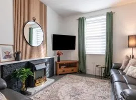 Ness Heights, Spacious City Centre Townhouse