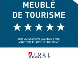 La Demeure en Périgord Meublé Tourisme 5 étoiles Luxe
