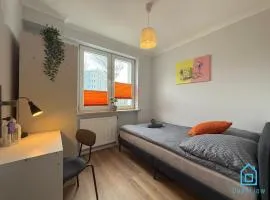 Spongebob Room 10 Min to Old Town Gdańsk,PKP & Shopping Mall