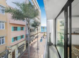 Las Canteras Lighthouse