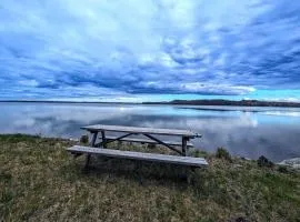 Sportsmans Waterfront Log Cabin