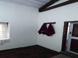 Hotel O Home Heritage Homestay, hotell sihtkohas Takdāh