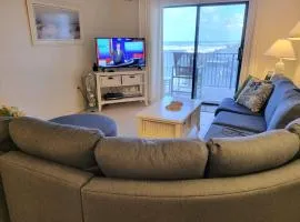 409 - 2/2 Stunning Condo Ocean View