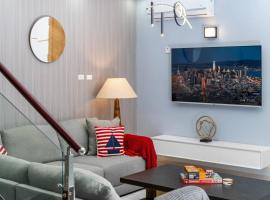 Coastal Escape in Riviera Tower Isle Beach Neaby, villa in St Mary