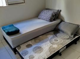 Casa mobiliada, hotel a Araxá