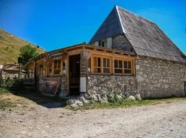 Family Apartment Na krovu svijeta