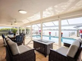 Waterfront Escape Luxurious Stay