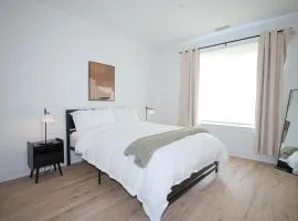Stylish Luxe 1BR - Easy Access to NYC