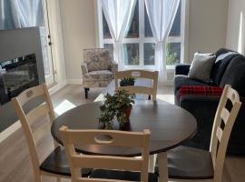 Sparrowhawk Mountain Resort, hotel in Dead Man's Flats