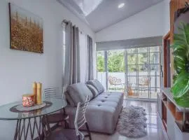 Deluxe Couples Apartment