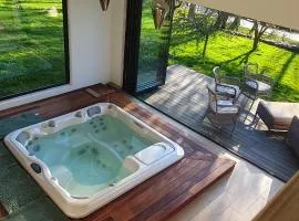 Maison Normande au bord de rivière avec spa et sauna