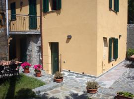 Il Cortile del Contadino, family hotel in Volastra