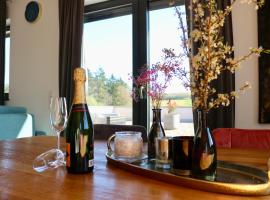 Ferienwohnung Nalbach Wohnung 1, hotel na may pool sa Nalbach