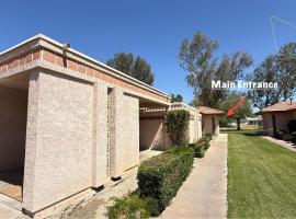 Perfect Coachella Getaway!, hotel v destinaci Indio