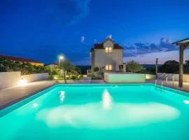 Family friendly house with a swimming pool Krusevo, Novigrad - 24069